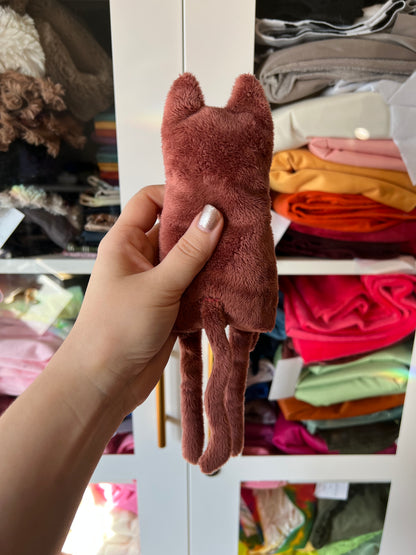 Dusty Rose Kitty Long Legs
